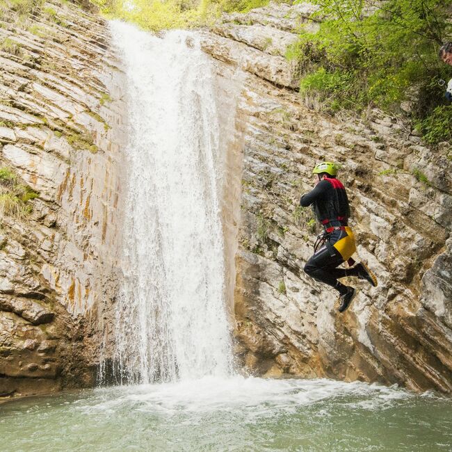 Canyoning