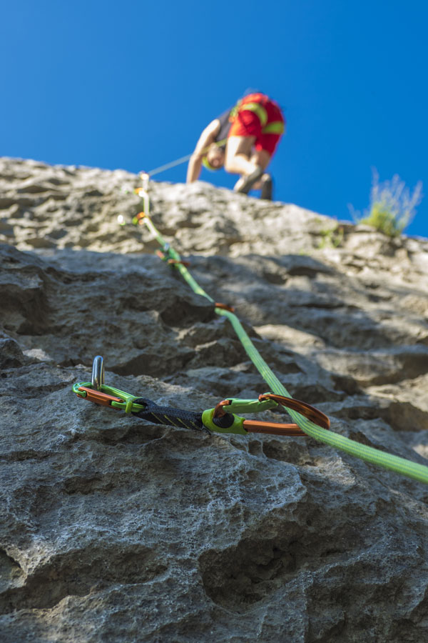 Imbrago per via ferrata a noleggio – Trentino | Mmove